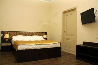 Гостиница Эстет Ессентуки Двухместный номер Делюкс с 1 кроватью или 2 отдельными кроватями-9